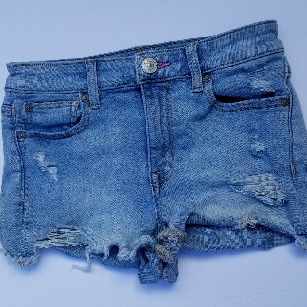 AMERICAN EAGLE Distressed Shorts Size 2